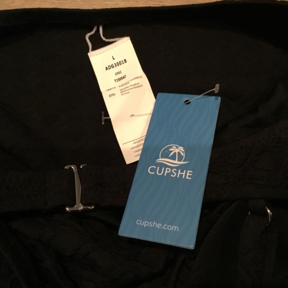 Women’s Scallop Trim Cutout One Piece Bathing Suit - Picture 8 of 8